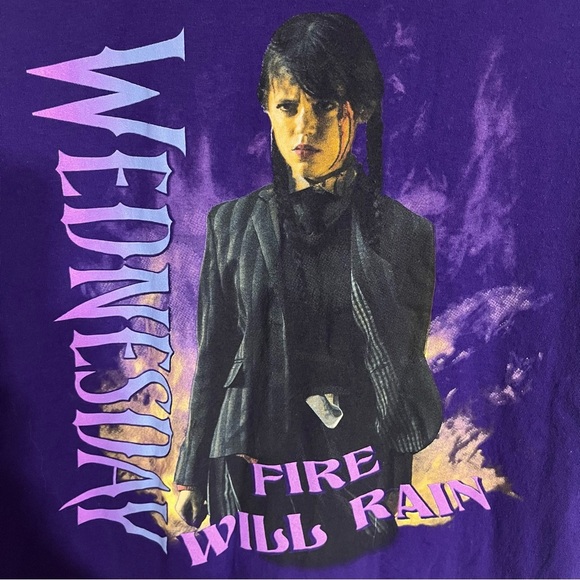 Men’s Wednesday Addams Graphic Print Fire Will Rain T-shirt Size Large Purple - Picture 3 of 6
